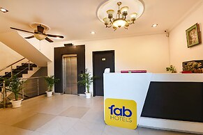 FabHotel Velvet Suites