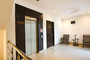 FabHotel Velvet Suites