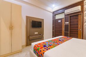 Fabhotel Triveni