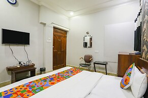 Fabhotel Raka Inn