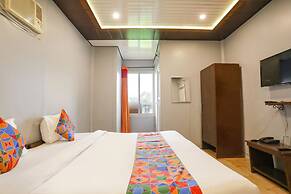 Fabhotel Raka Inn