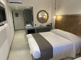 Helios Beach Hotel & Bungalows