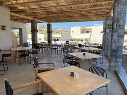 Helios Beach Hotel & Bungalows