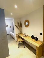 Helios Beach Hotel & Bungalows