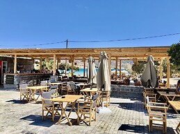 Helios Beach Hotel & Bungalows