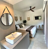 Helios Beach Hotel & Bungalows