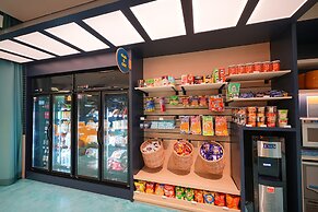 GO Hotel Ban Chang Robinson Lifestyle