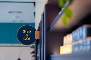 GO Hotel Ban Chang Robinson Lifestyle