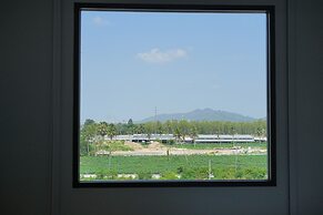 GO Hotel Ban Chang Robinson Lifestyle