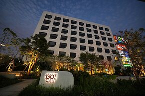 GO Hotel Ban Chang Robinson Lifestyle