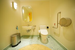 GO Hotel Ban Chang Robinson Lifestyle