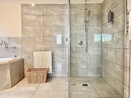 Arthurs Holiday Villa