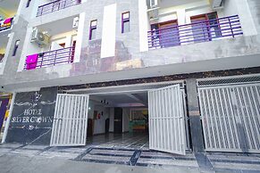 Roomshala 031 Silver Crown Sector 23