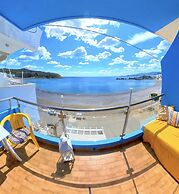 Top Floor Beach Front Apartment