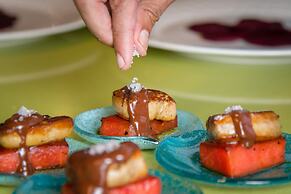 Treurer Olive Grove & Grand House - Adults Only