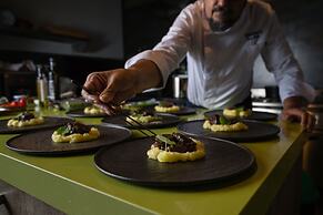 Treurer Olive Grove & Grand House - Adults Only