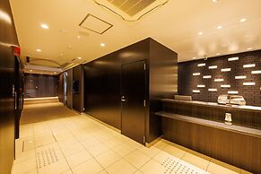 Floral Higashishinsaibashi Hotel