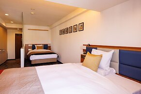 Floral Higashishinsaibashi Hotel