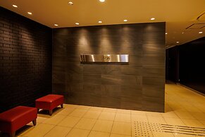 Floral Higashishinsaibashi Hotel