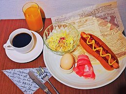 Floral Higashishinsaibashi Hotel