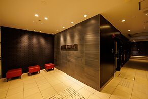 Floral Higashishinsaibashi Hotel