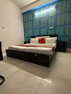 Roomshala 032 Silver Key Sector 9