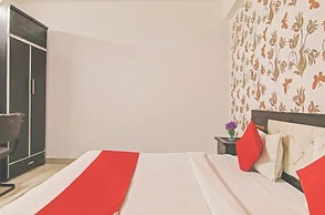 Roomshala 032 Silver Key Sector 9