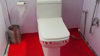 Pangong Sunrise Cottage & Resort