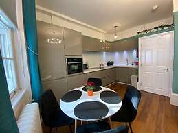 Kings Cross Apartment