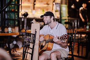 Republic Hostel Cat Ba