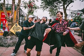 Republic Hostel Cat Ba