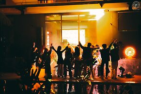 Republic Hostel Cat Ba