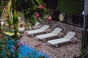 Republic Hostel Cat Ba