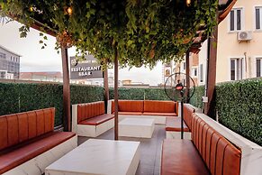247 Luxury Hotel
