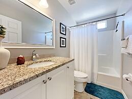 Bayswater Bliss 3 Bedroom Home by RedAwning