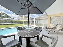Bayswater Bliss 3 Bedroom Home by RedAwning