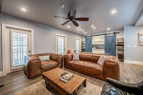 Resort Plaza 5000 2 Bedroom Condo