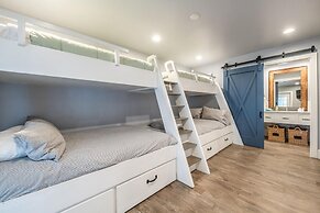 Resort Plaza 5000 2 Bedroom Condo