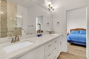 Birds Eye View 4 Bedroom Home by RedAwning