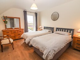 20 Lighthouse Village