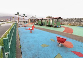 20 Lighthouse Village