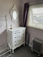 Chalet No 30 - Holiday Home From Home!