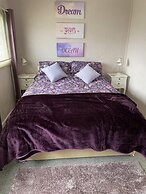 Chalet No 30 - Holiday Home From Home!