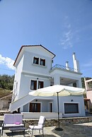 Ira Charming apt with stunning view