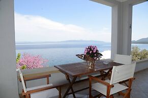 Ira Charming apt with stunning view