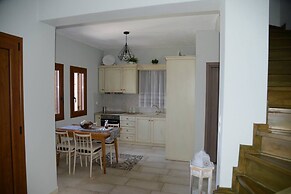 Ira Charming apt with stunning view