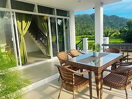 Royal Suites Port Barton