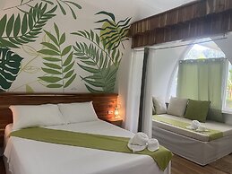 Royal Suites Port Barton