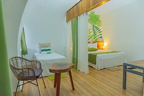 Royal Suites Port Barton