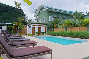 Royal Suites Port Barton